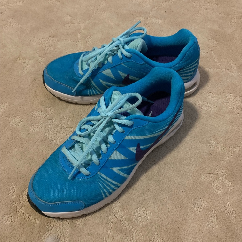 Women’s Nike Sneakers